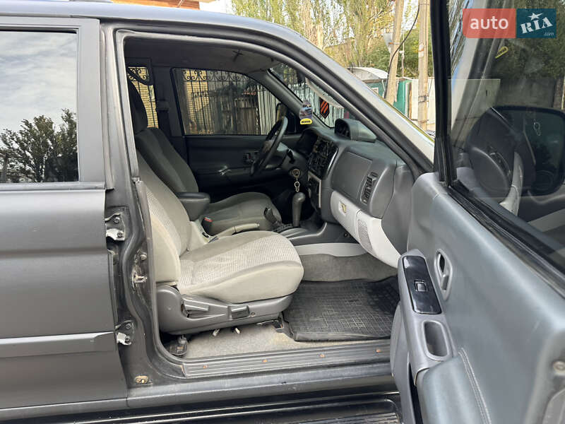 Внедорожник / Кроссовер Mitsubishi Nativa 2007 в Запорожье