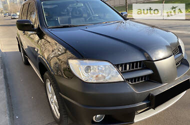 Позашляховик / Кросовер Mitsubishi Outlander Sport 2009 в 