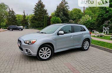 Внедорожник / Кроссовер Mitsubishi Outlander Sport 2011 в Тернополе