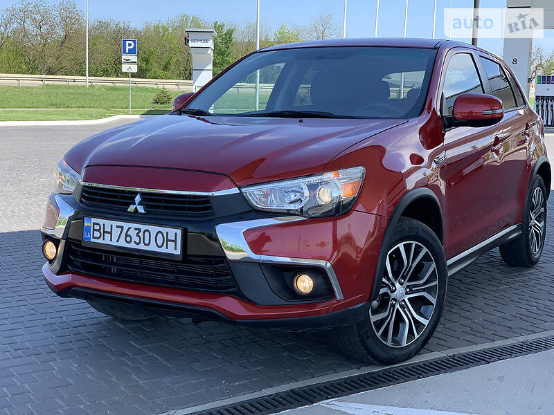 Внедорожник / Кроссовер Mitsubishi Outlander Sport 2018 в Одессе