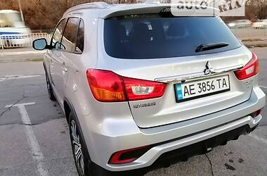 Внедорожник / Кроссовер Mitsubishi Outlander Sport 2018 в Днепре