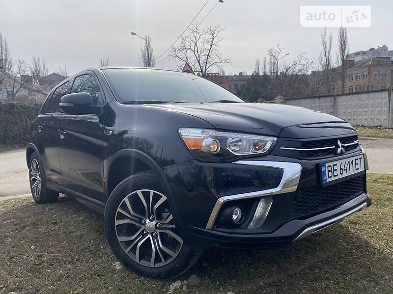 Внедорожник / Кроссовер Mitsubishi Outlander Sport 2019 в Николаеве