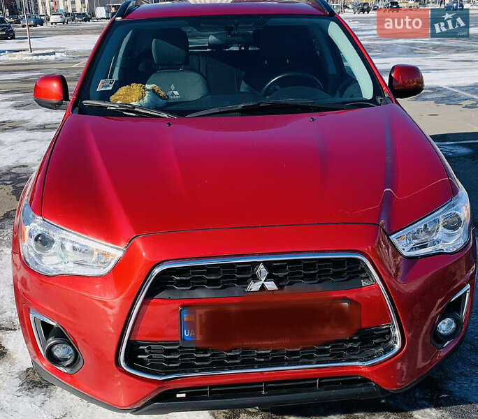 Mitsubishi Outlander Sport 2015