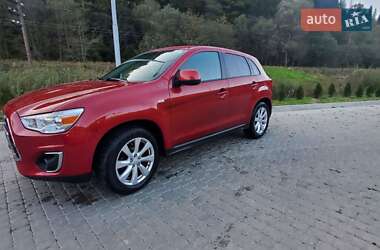 Внедорожник / Кроссовер Mitsubishi Outlander Sport 2015 в 