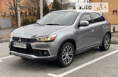 Внедорожник / Кроссовер Mitsubishi Outlander Sport 2016 в Виннице