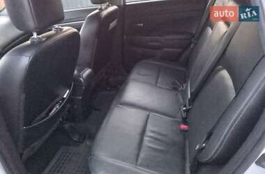Внедорожник / Кроссовер Mitsubishi Outlander Sport 2014 в 