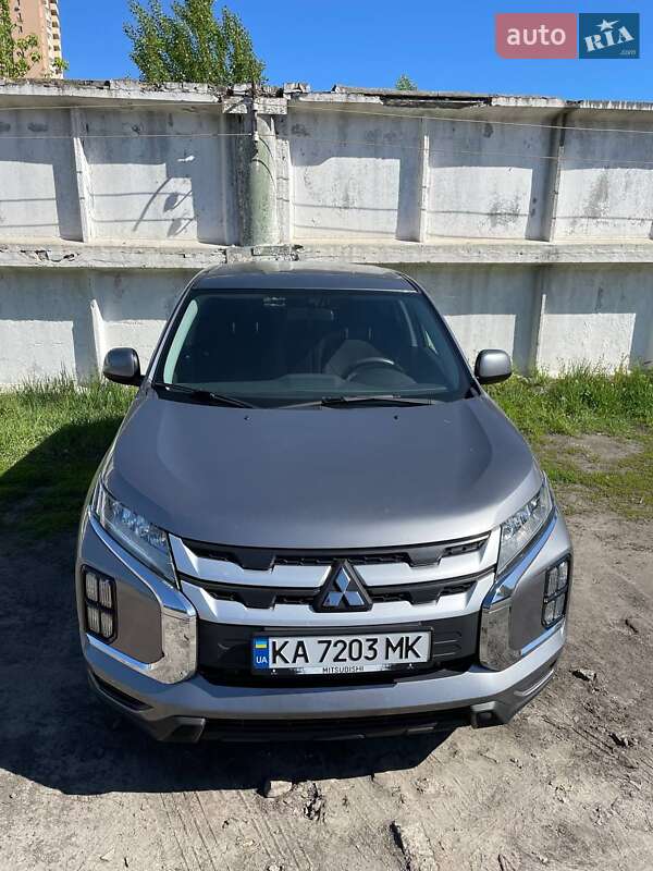 Mitsubishi Outlander Sport 2019