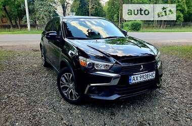 Внедорожник / Кроссовер Mitsubishi Outlander Sport 2016 в Харькове