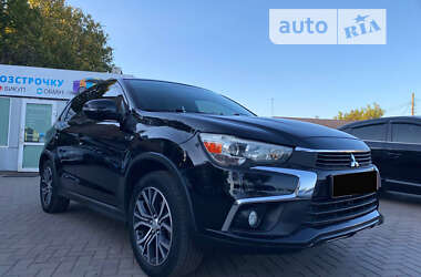 Позашляховик / Кросовер Mitsubishi Outlander Sport 2018 в Кривому Розі