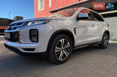 Позашляховик / Кросовер Mitsubishi Outlander Sport 2020 в Івано-Франківську