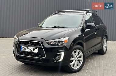 Внедорожник / Кроссовер Mitsubishi Outlander Sport 2014 в Харькове