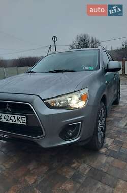 Внедорожник / Кроссовер Mitsubishi Outlander Sport 2012 в 