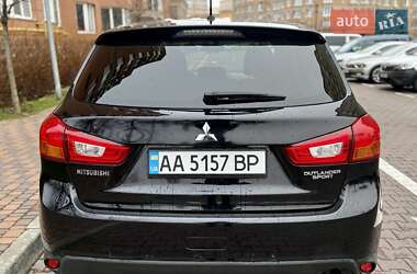 Позашляховик / Кросовер Mitsubishi Outlander Sport 2014 в Києві