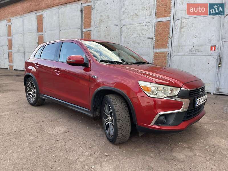 Позашляховик / Кросовер Mitsubishi Outlander Sport 2016 в Варві