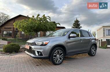 Позашляховик / Кросовер Mitsubishi Outlander Sport 2018 в Павлограді