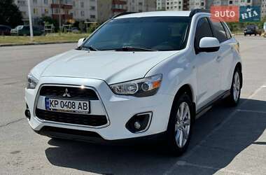 Внедорожник / Кроссовер Mitsubishi Outlander Sport 2015 в Запорожье