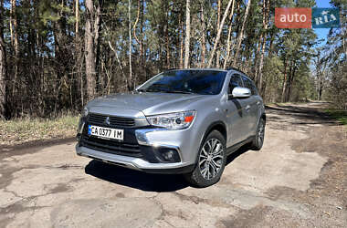 Позашляховик / Кросовер Mitsubishi Outlander Sport 2016 в Черкасах