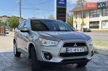 Внедорожник / Кроссовер Mitsubishi Outlander Sport 2015 в Днепре
