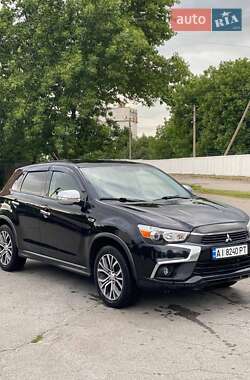 Внедорожник / Кроссовер Mitsubishi Outlander Sport 2016 в Сквире