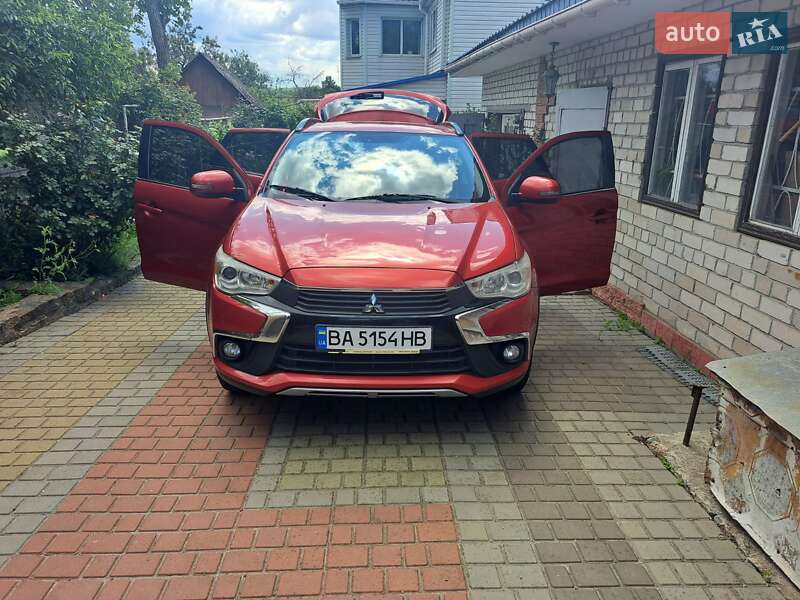 Внедорожник / Кроссовер Mitsubishi Outlander Sport 2016 в Знаменке фото 13 Внедорожник / Кроссовер Mitsubishi Outlander Sport 2016 в Знаменке