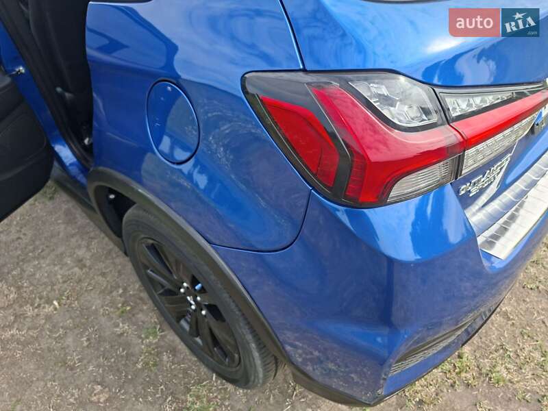 Внедорожник / Кроссовер Mitsubishi Outlander Sport 2020 в Ракитном