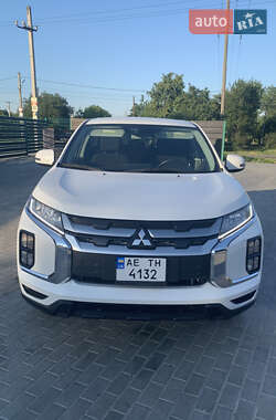 Внедорожник / Кроссовер Mitsubishi Outlander Sport 2020 в Новомосковске