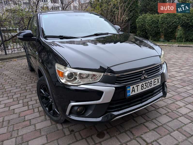 Позашляховик / Кросовер Mitsubishi Outlander Sport 2017 в Івано-Франківську