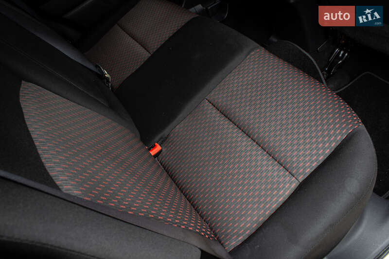Внедорожник / Кроссовер Mitsubishi Outlander Sport 2018 в Львове
