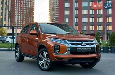 Внедорожник / Кроссовер Mitsubishi Outlander Sport 2022 в Киеве