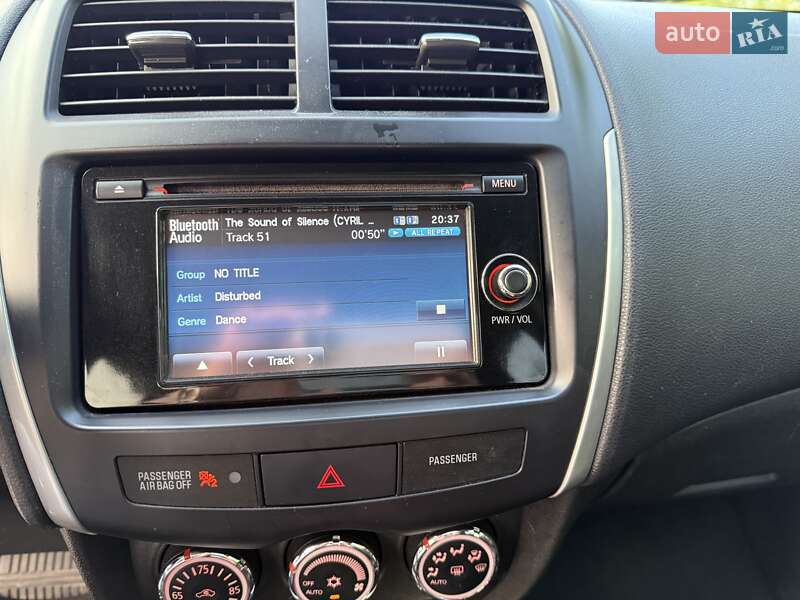 Позашляховик / Кросовер Mitsubishi Outlander Sport 2014 в Рівному