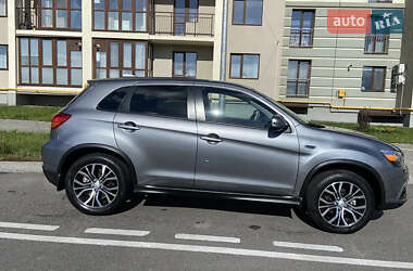 Позашляховик / Кросовер Mitsubishi Outlander Sport 2018 в Вінниці