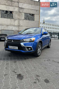 Позашляховик / Кросовер Mitsubishi Outlander Sport 2018 в Василькові