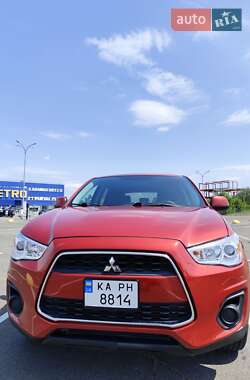 Позашляховик / Кросовер Mitsubishi Outlander Sport 2013 в Києві