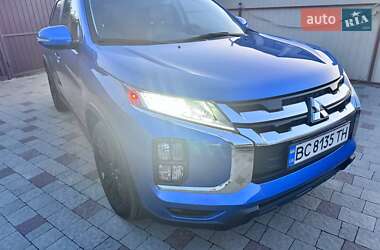 Позашляховик / Кросовер Mitsubishi Outlander Sport 2022 в Львові