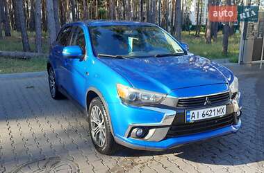 Внедорожник / Кроссовер Mitsubishi Outlander Sport 2016 в Гостомеле