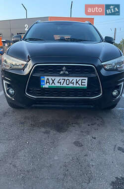 Позашляховик / Кросовер Mitsubishi Outlander Sport 2015 в Харкові