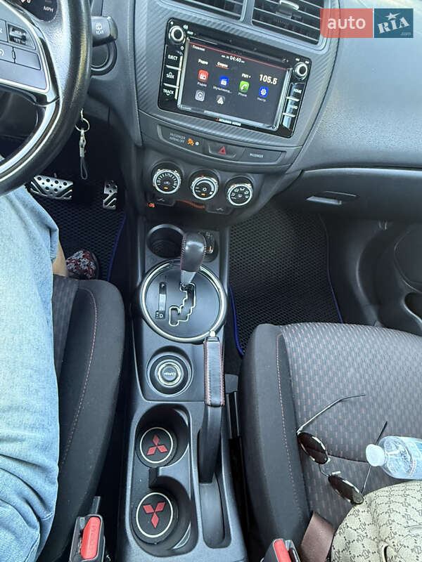 Внедорожник / Кроссовер Mitsubishi Outlander Sport 2017 в Киеве фото 22 Внедорожник / Кроссовер Mitsubishi Outlander Sport 2017 в Киеве