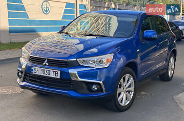 Внедорожник / Кроссовер Mitsubishi Outlander Sport 2014 в Одессе