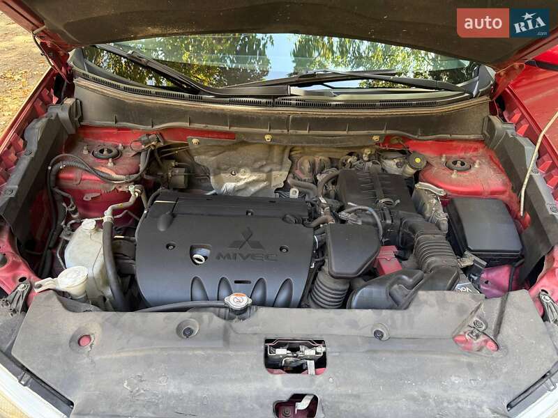 Внедорожник / Кроссовер Mitsubishi Outlander Sport 2017 в Днепре фото 9 Внедорожник / Кроссовер Mitsubishi Outlander Sport 2017 в Днепре