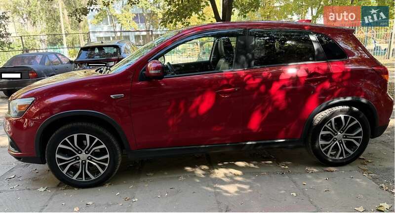 Внедорожник / Кроссовер Mitsubishi Outlander Sport 2017 в Днепре фото 2 Внедорожник / Кроссовер Mitsubishi Outlander Sport 2017 в Днепре