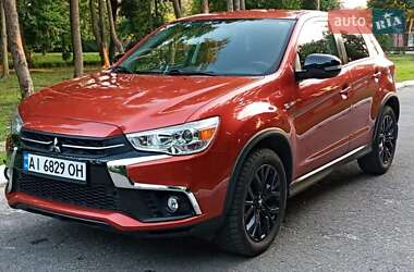 Позашляховик / Кросовер Mitsubishi Outlander Sport 2018 в Білій Церкві