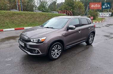 Внедорожник / Кроссовер Mitsubishi Outlander Sport 2018 в Львове