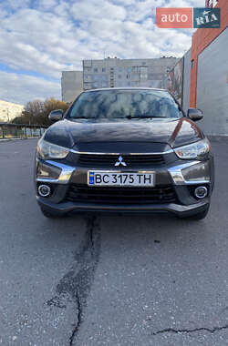 Позашляховик / Кросовер Mitsubishi Outlander Sport 2018 в Харкові