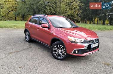 Внедорожник / Кроссовер Mitsubishi Outlander Sport 2016 в 