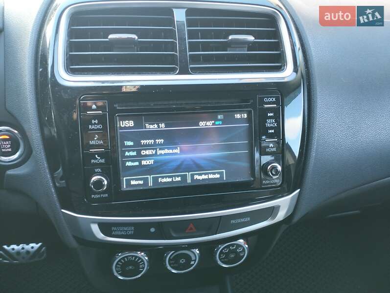 Внедорожник / Кроссовер Mitsubishi Outlander Sport 2016 в Бурштыне