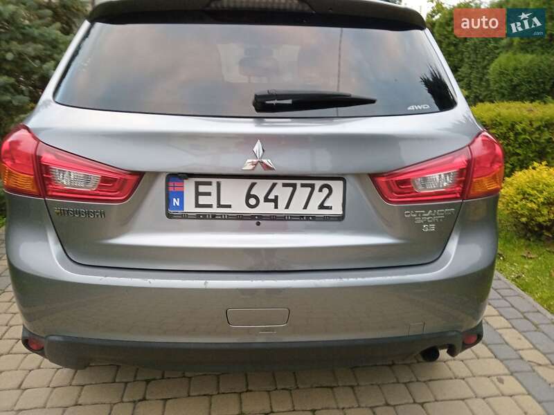 Внедорожник / Кроссовер Mitsubishi Outlander Sport 2016 в Львове фото 2 Внедорожник / Кроссовер Mitsubishi Outlander Sport 2016 в Львове