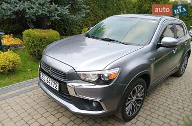 Позашляховик / Кросовер Mitsubishi Outlander Sport 2016 в Львові