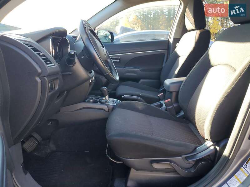 Позашляховик / Кросовер Mitsubishi Outlander Sport 2016 в Одесі фото 7 Позашляховик / Кросовер Mitsubishi Outlander Sport 2016 в Одесі