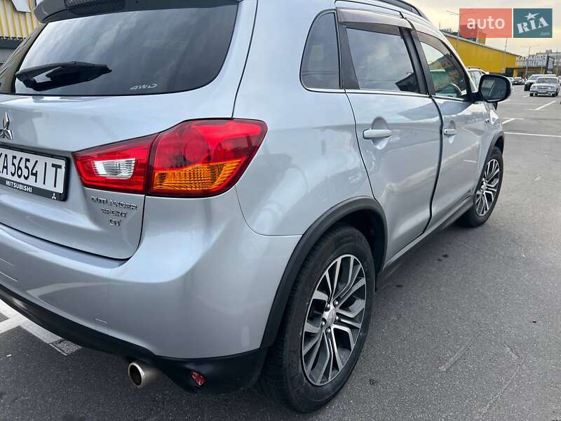 Внедорожник / Кроссовер Mitsubishi Outlander Sport 2016 в Киеве фото 15 Внедорожник / Кроссовер Mitsubishi Outlander Sport 2016 в Киеве