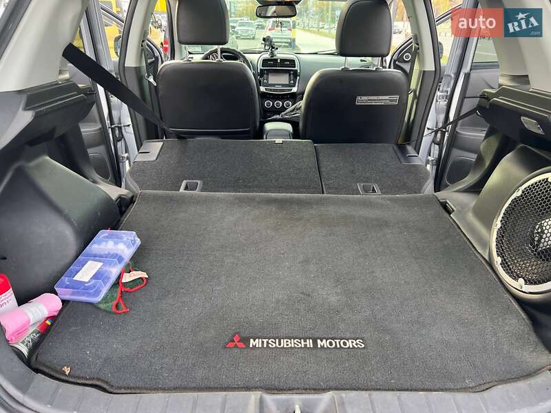 Внедорожник / Кроссовер Mitsubishi Outlander Sport 2016 в Киеве фото 41 Внедорожник / Кроссовер Mitsubishi Outlander Sport 2016 в Киеве